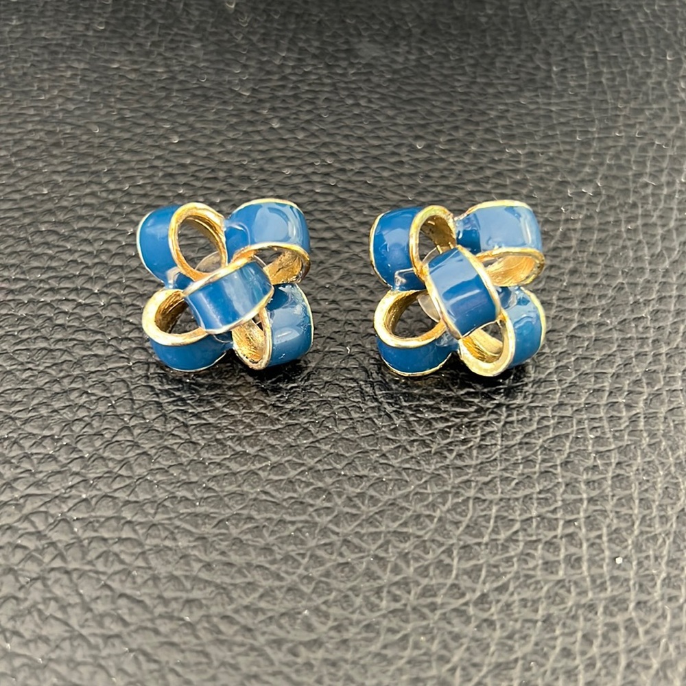 Lilly Pulitzer Navy Ribbon Earrings